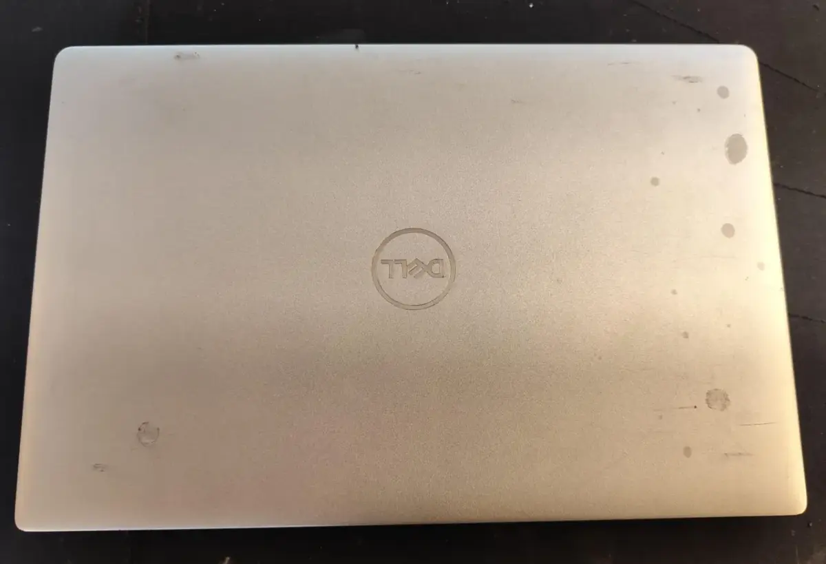 Dell Latitude 5520, imagen 2