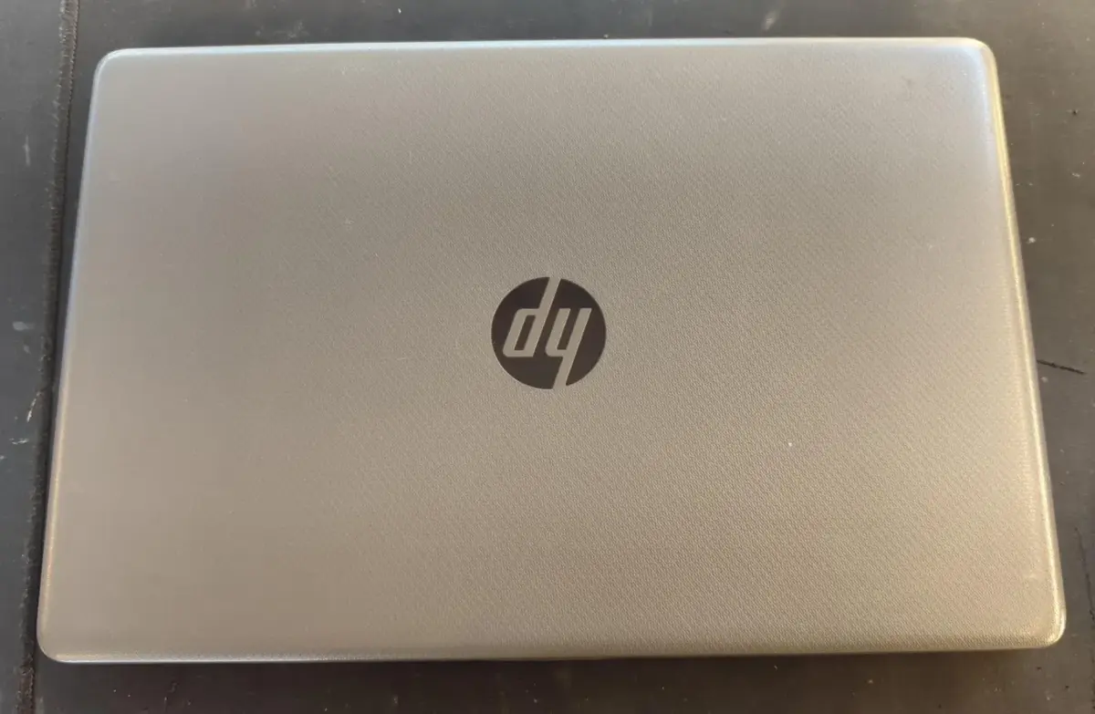 HP 250 G7, imagen 2
