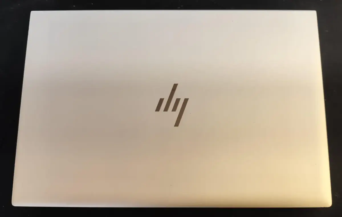 HP EliteBook 830 G7, imagen 4